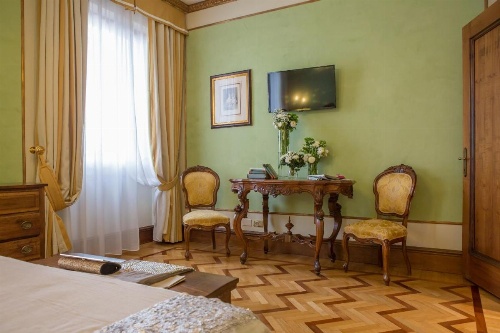 Due Torri Hotel image 4